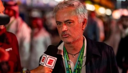 穆里尼奥观赛F1会面纽卡主席，鸟降沙特大局已定？